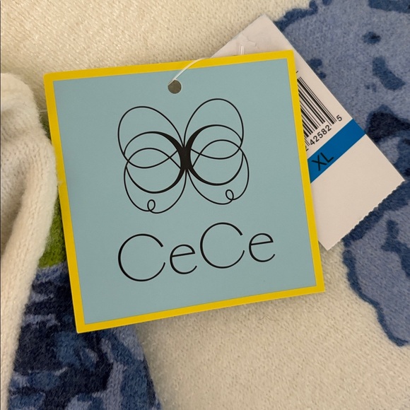 CeCe Crew Neck Sweater NWT Cream & Blue Floral XL - Picture 6 of 7